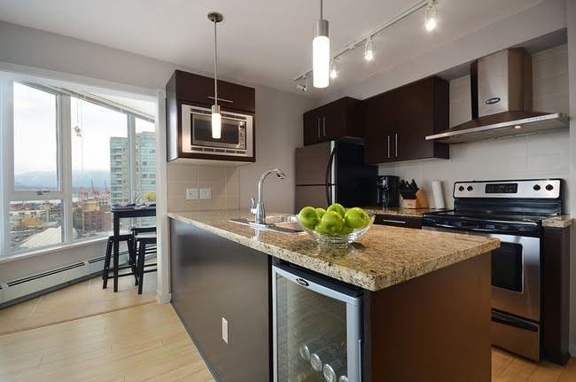 689 Abbott Street - Photo 3 of 9