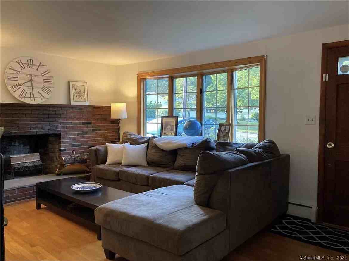 208 Lyman Dr #NA - Photo 2 of 17