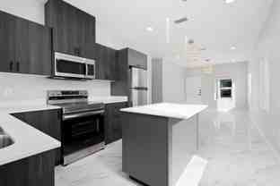 900 N Clarence Ave #1 - Photo 1 of 1