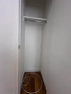 227 E 14th St #4D - Photo 5 of 7