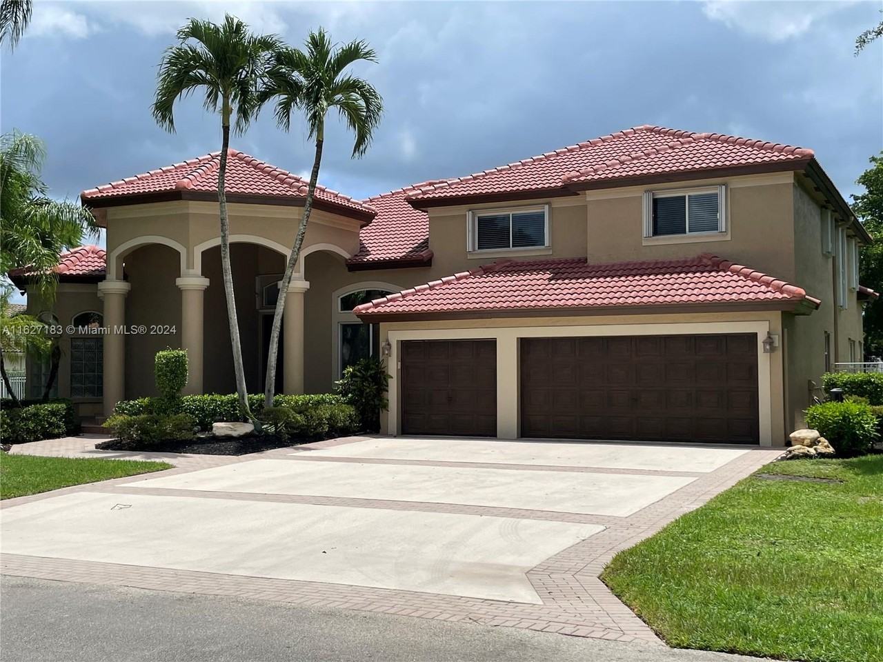 3440 Carlton Ln #NA - Photo 2 of 23