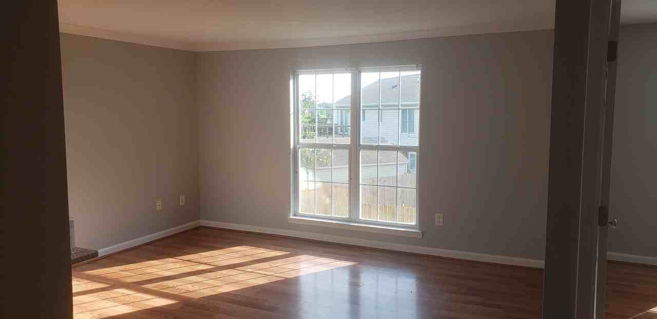 22712 11256 #F - Photo 4 of 11