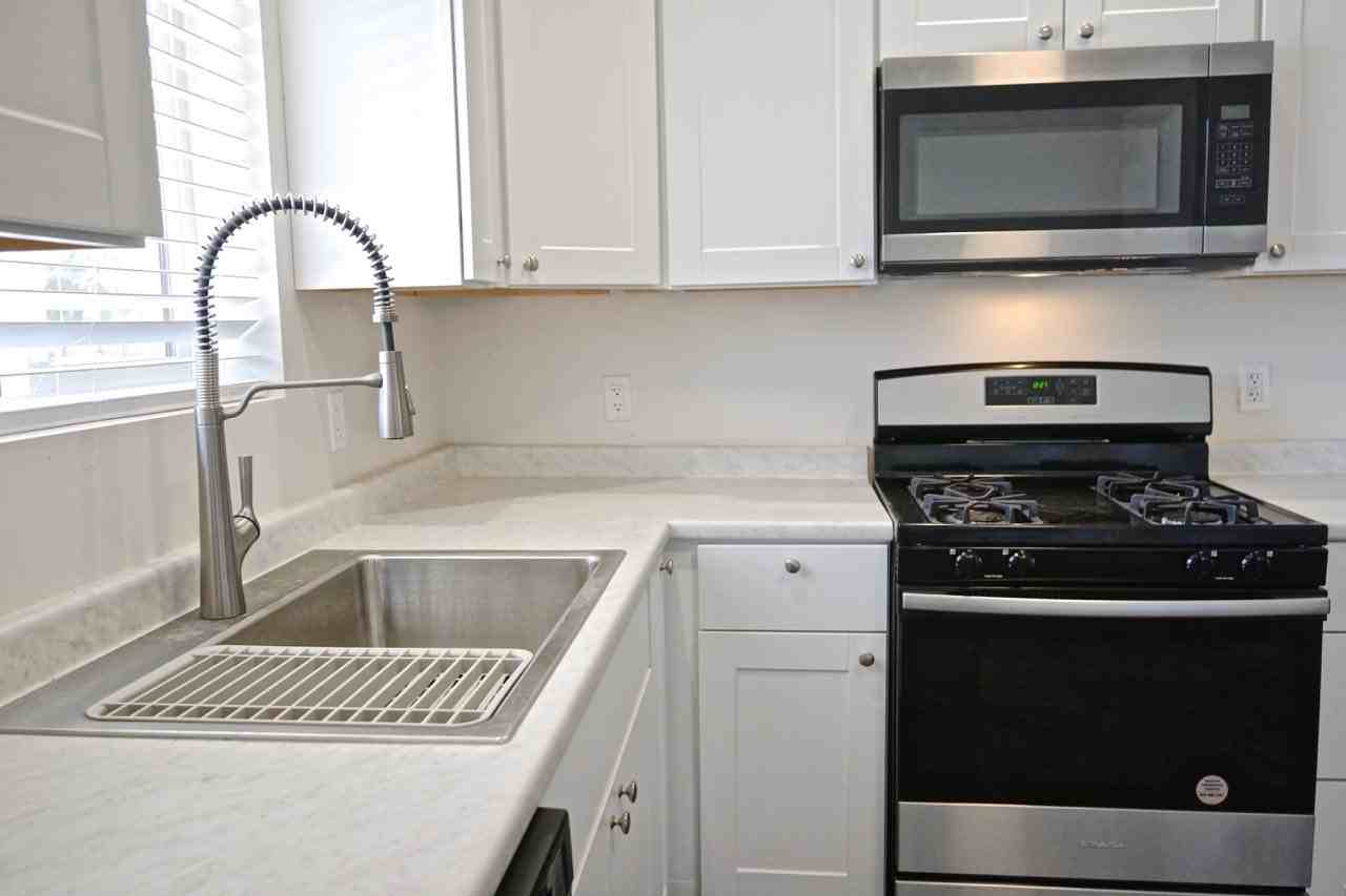 517 Shady Glen Dr #103 - Photo 2 of 22