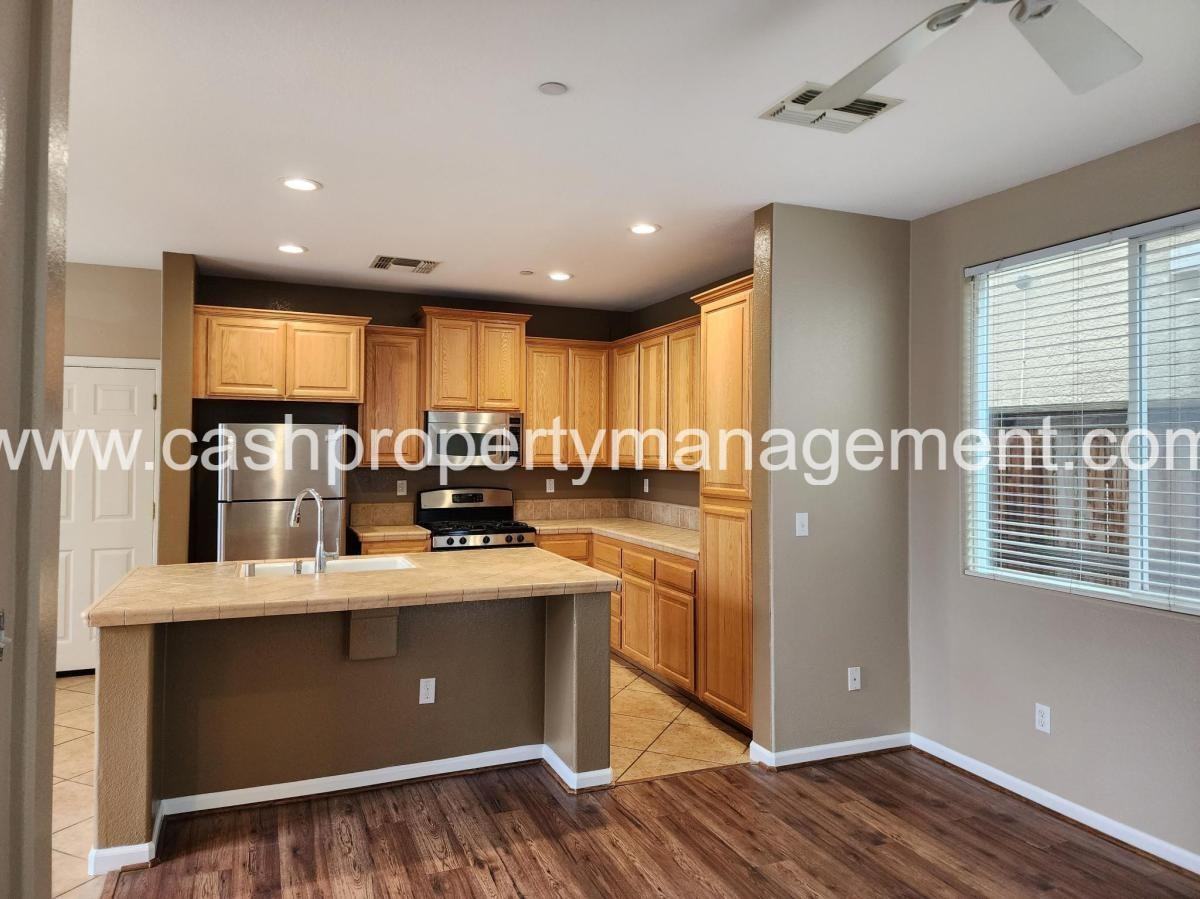548 Navigator Dr #NA - Photo 6 of 20