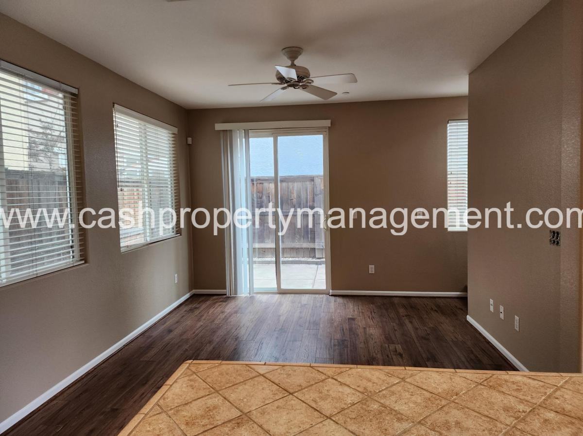 548 Navigator Dr #NA - Photo 7 of 20