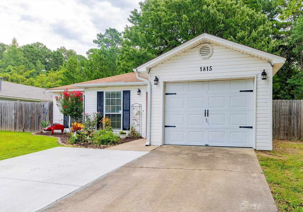 1815 Watts Rd #NA - Photo 3 of 17