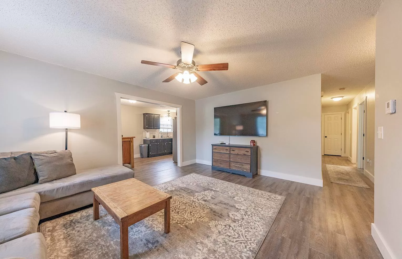 1815 Watts Rd #NA - Photo 4 of 17