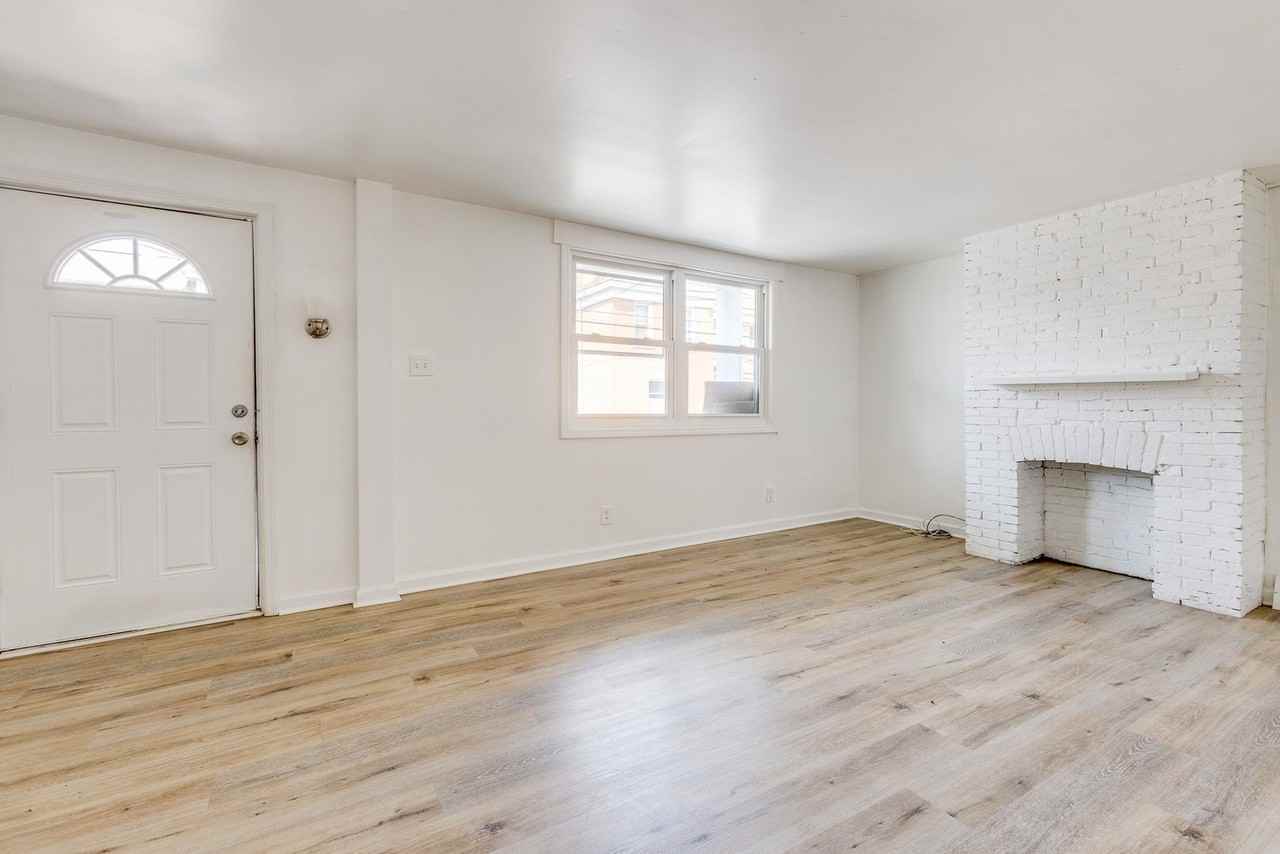 215 Millbridge St - Photo 6 of 29