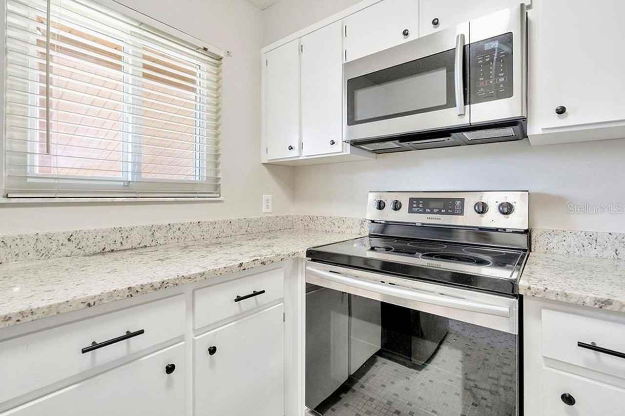 Talia Condo - Photo 3 of 31