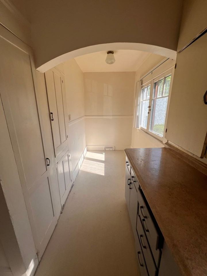 1287 Washington St - Photo 6 of 17
