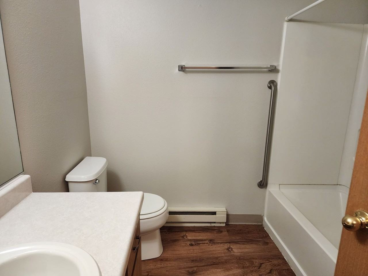 Canyon Greens Apartments - Photo 6 of 7