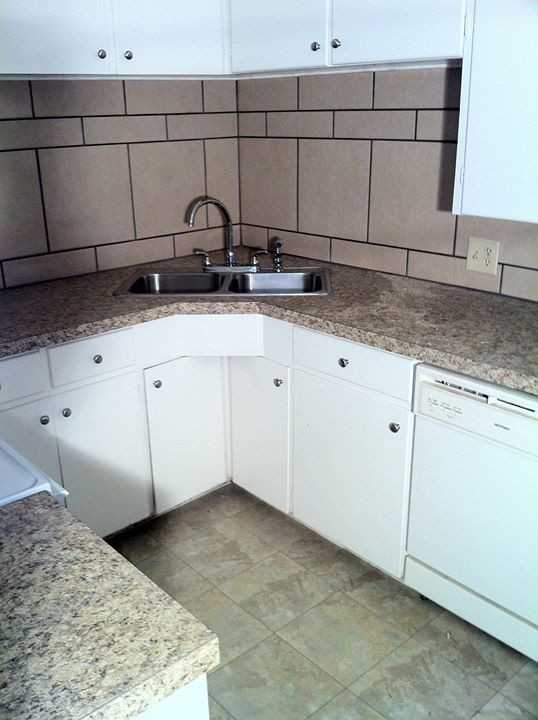 2600 Ivanhoe Ln - Photo 2 of 9