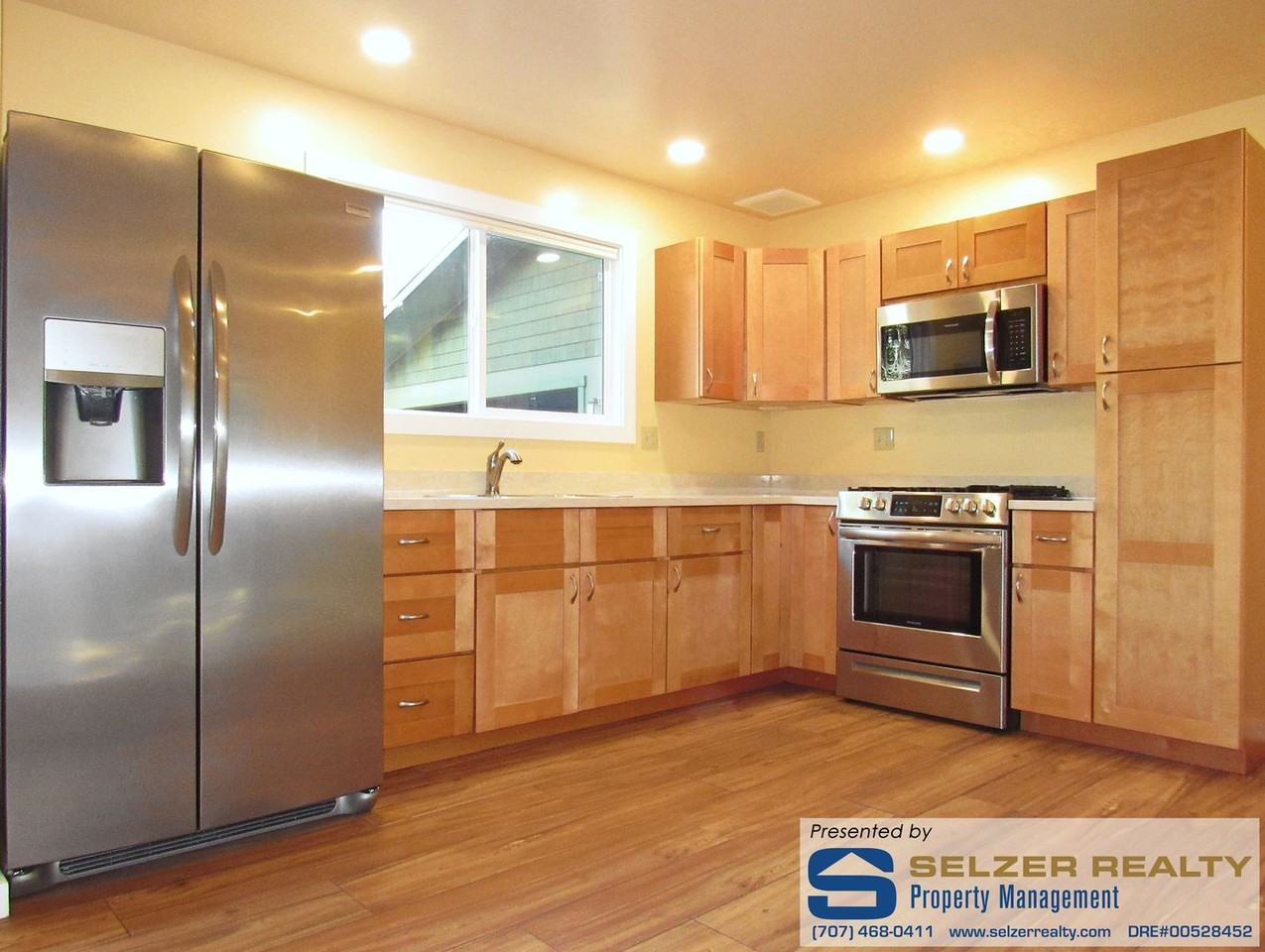 108 Echo Way #A - Photo 3 of 7