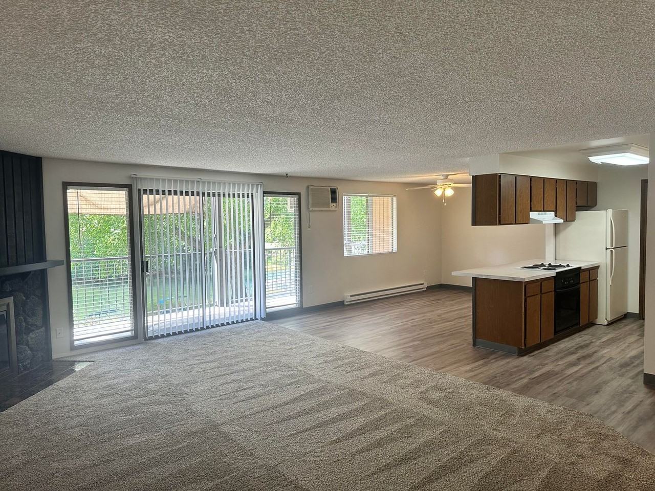 Woodlake Village Apts - Photo 3 of 15