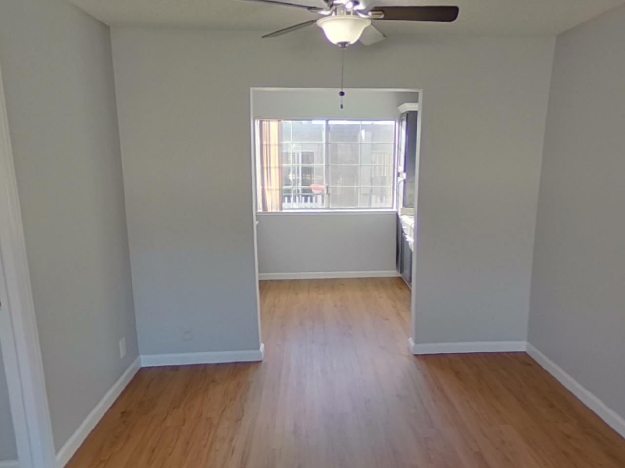 Colonial Way Apartments - Photo 5 of 28