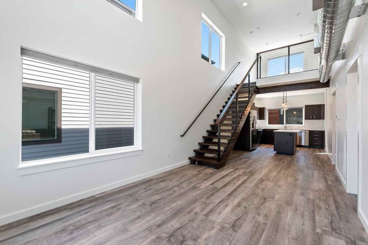 141 Hawthorne Ct #C - Photo 5 of 25