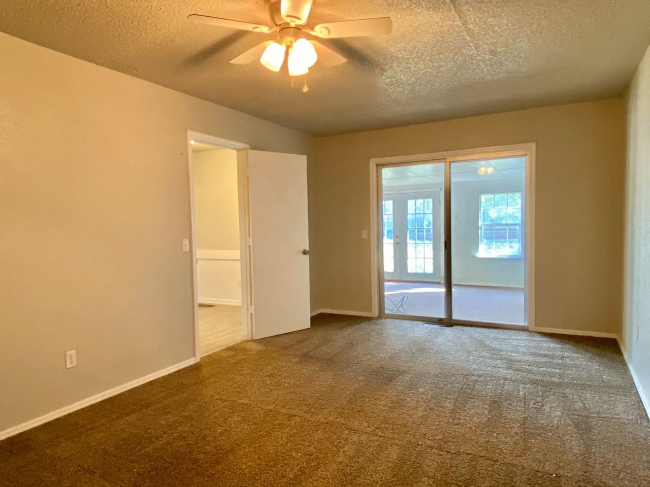 2900 Pine Ridge Rd - Photo 5 of 14
