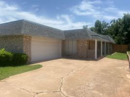 featured image of 2902 Pine Ridge Road