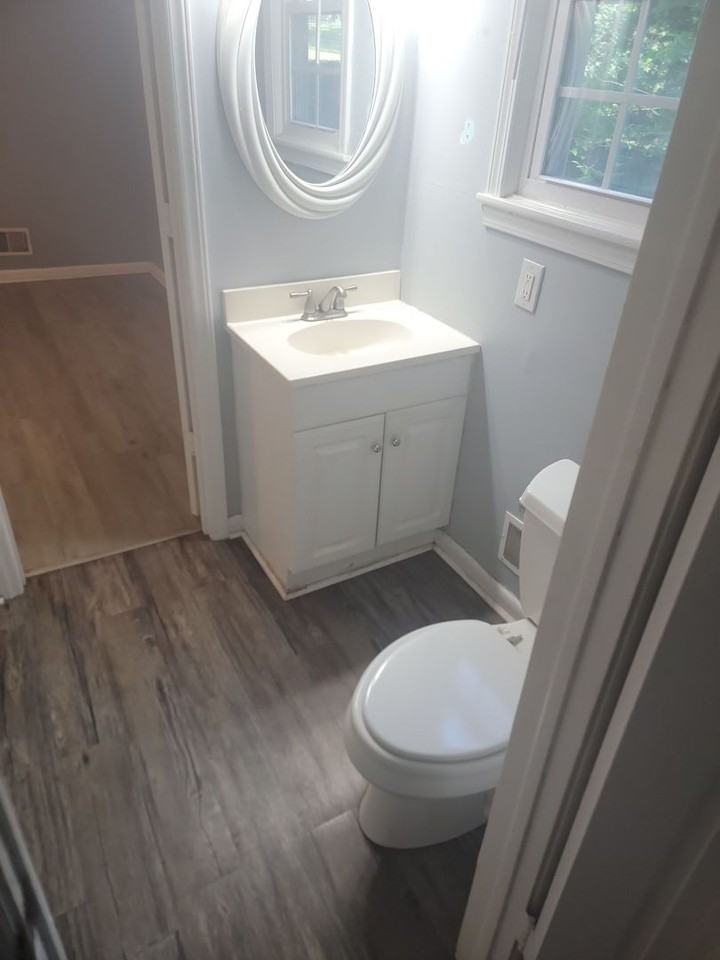 1618 Oak St - Photo 5 of 9