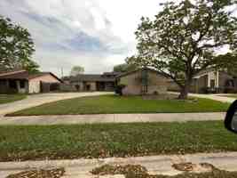 featured image of 4929 High Meadow Dr