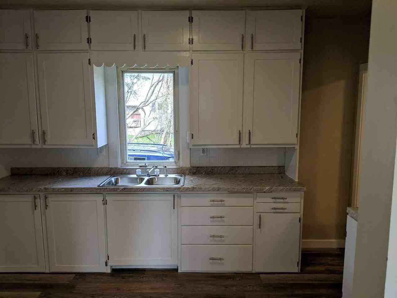 514 S Clermont St - Photo 2 of 17