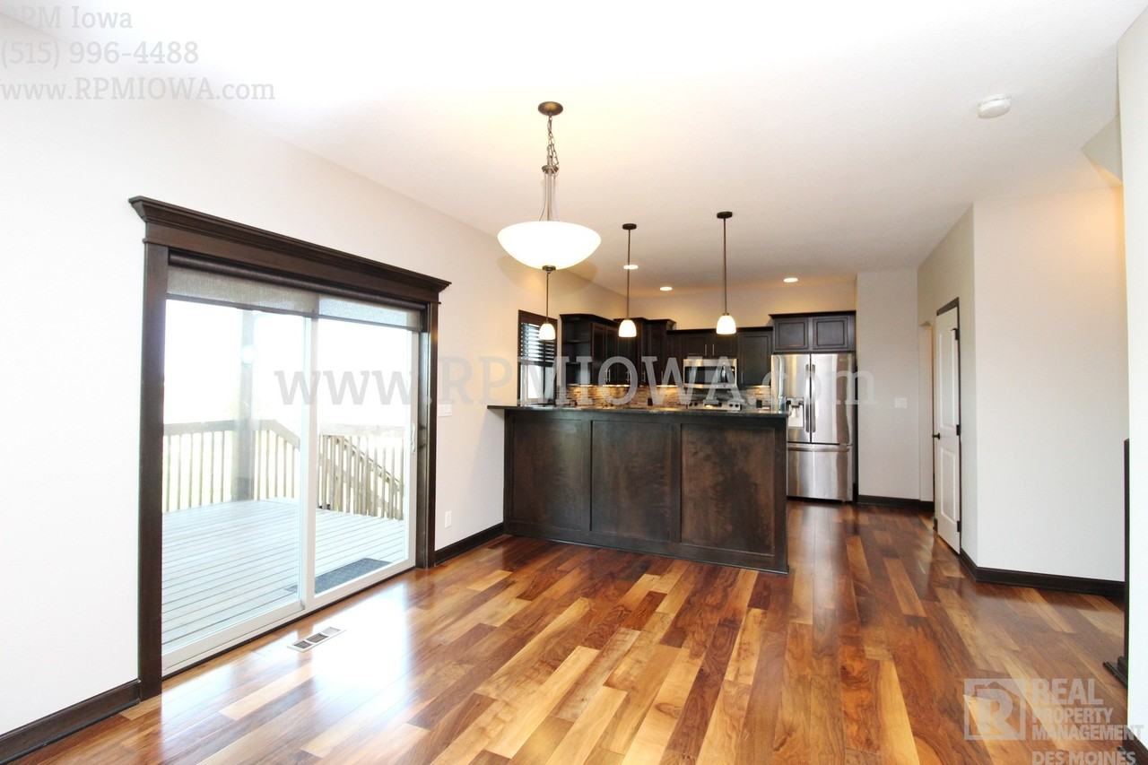 4128 145th St - Photo 5 of 38