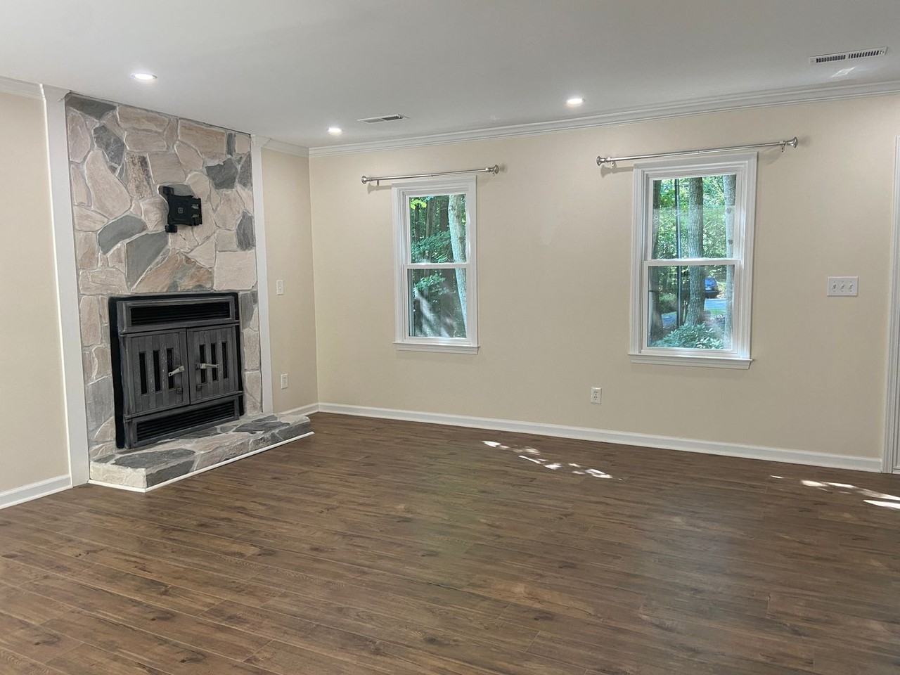 175 Will Austin Ct - Photo 2 of 19