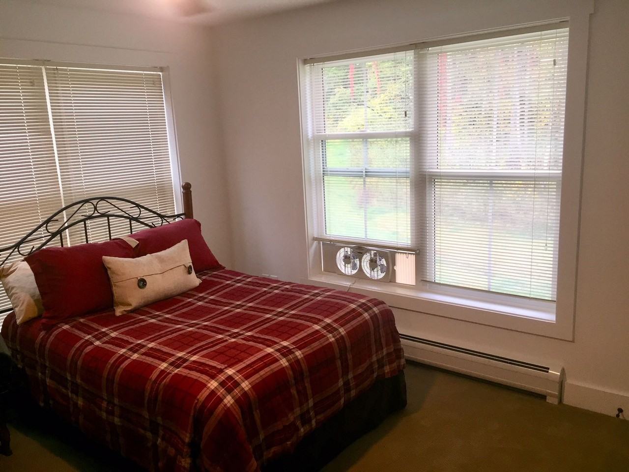 111 Grey Rock Rd - Photo 7 of 9