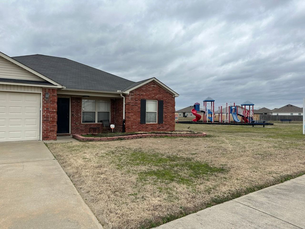 12705 Faulkner Crossing Dr - Photo 2 of 20