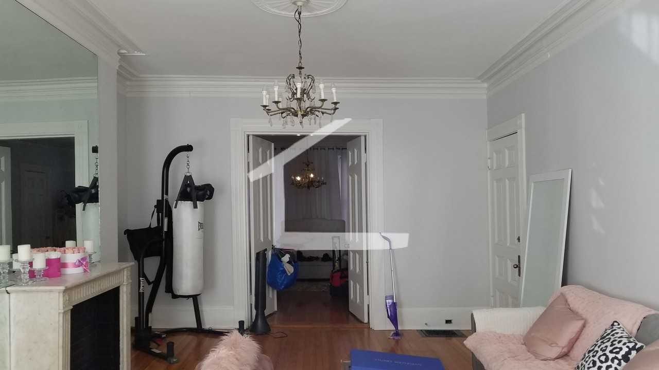 423 Marlborough Street - Photo 7 of 11