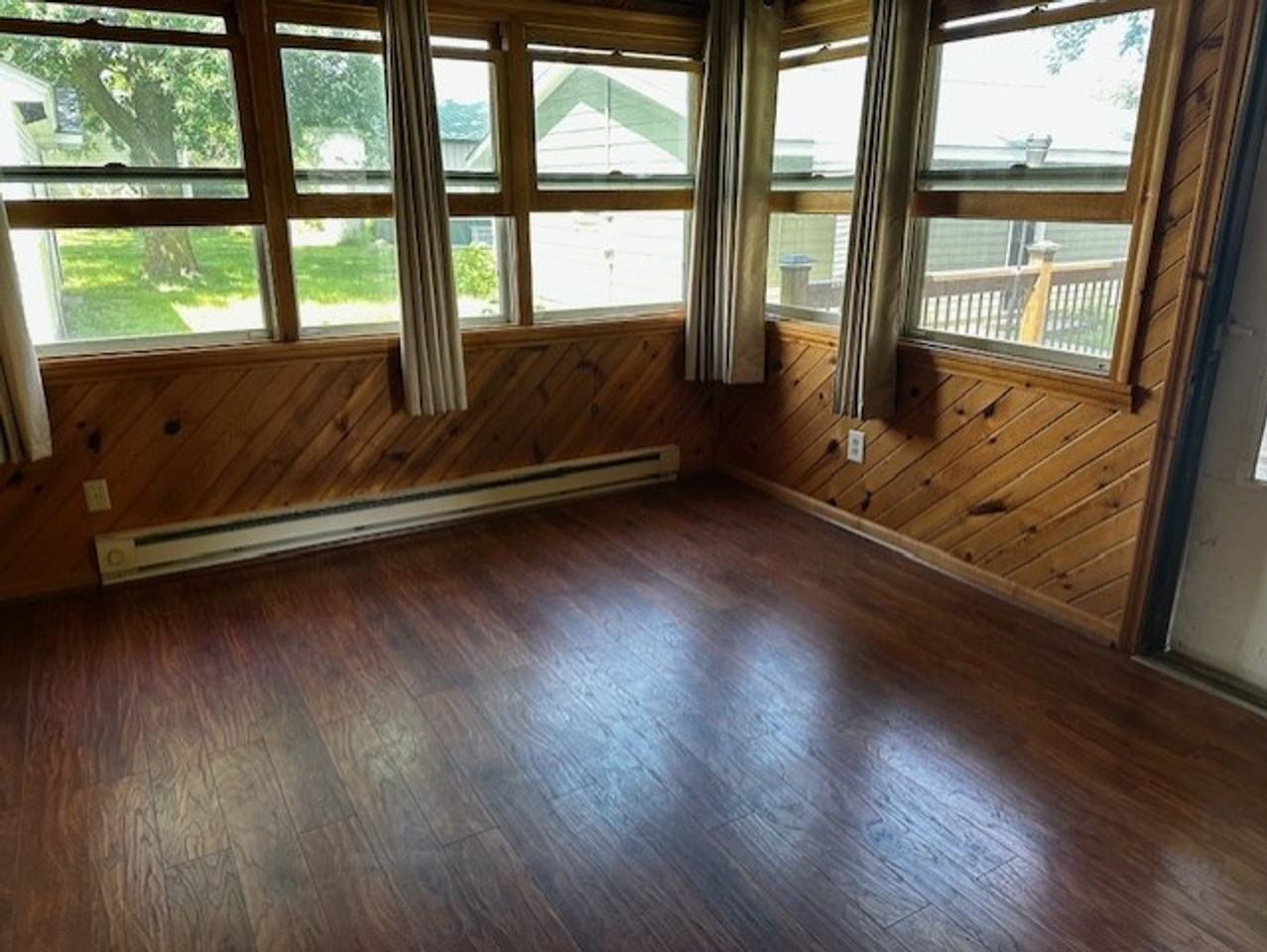 308 1st St S - Photo 4 of 24