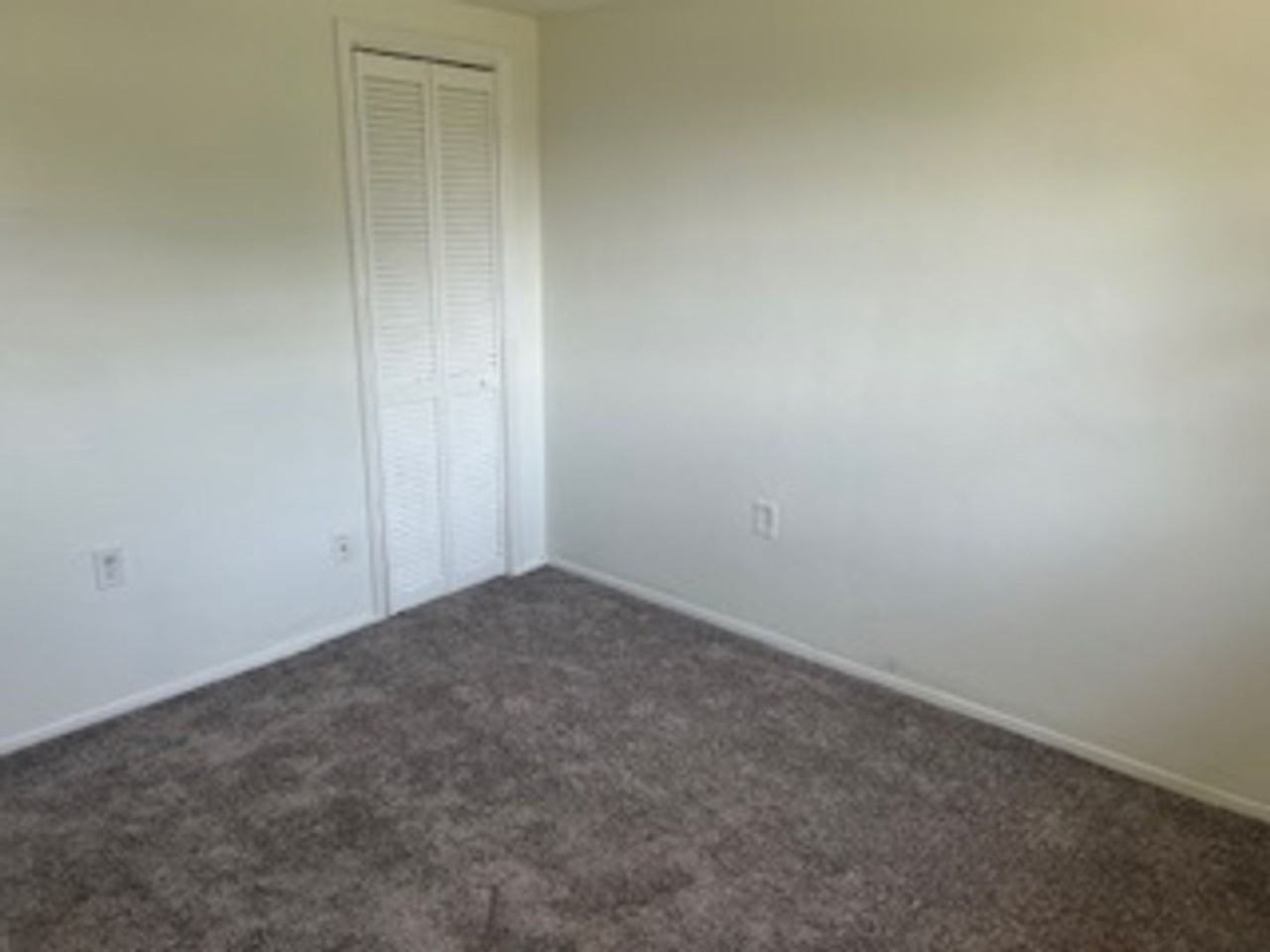 9820 Rainbow Ln - Photo 7 of 22