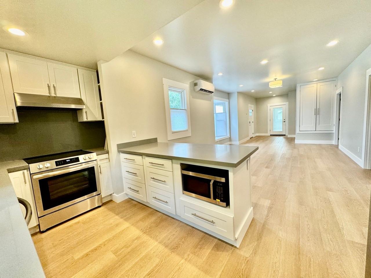 4818 South Warsaw Street - Photo 4 of 26