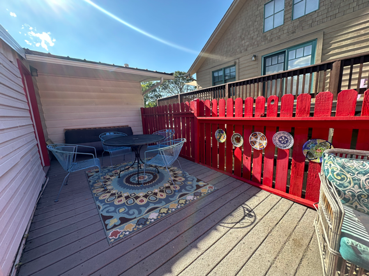 1023 Bennett Ave - Photo 3 of 12