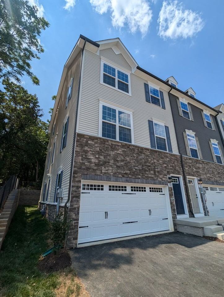 321 Schaffer Dr - Photo 2 of 50