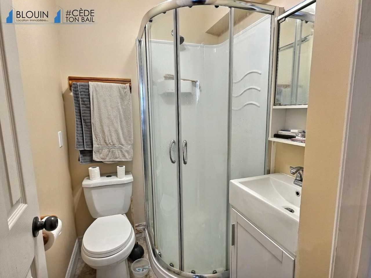 53 Rue Sainte-Ursule #2 - Photo 3 of 6