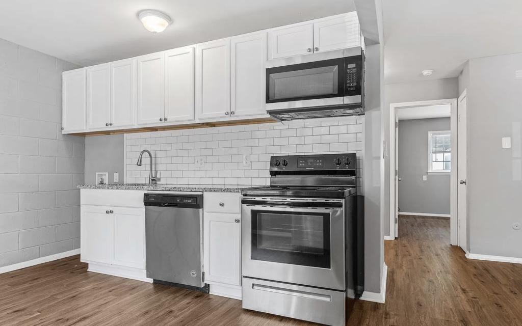 125 Honeysuckle Ln #1 - Photo 3 of 17