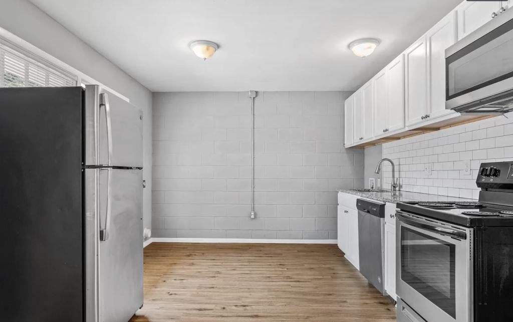 125 Honeysuckle Ln #1 - Photo 6 of 17