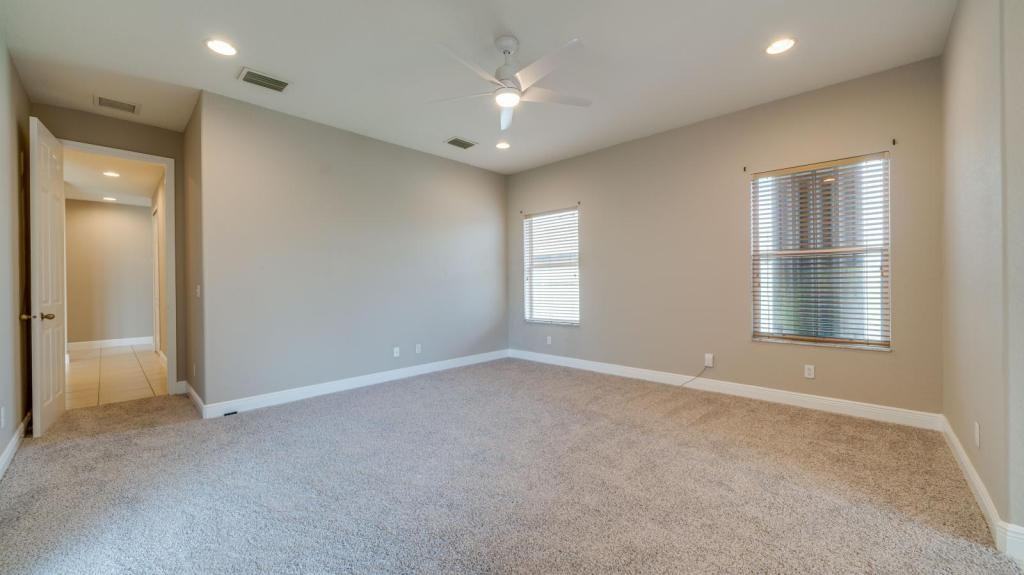 4539 Sw 6th Pl - Photo 7 of 26