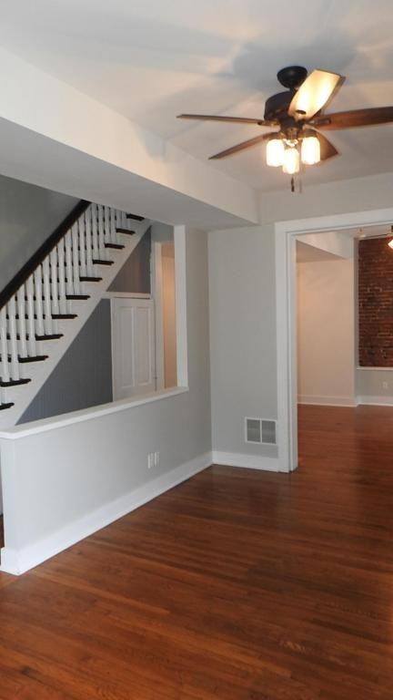 515 Holmes St - Photo 3 of 23
