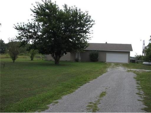 12880 Galyean Rd - Photo 3 of 9