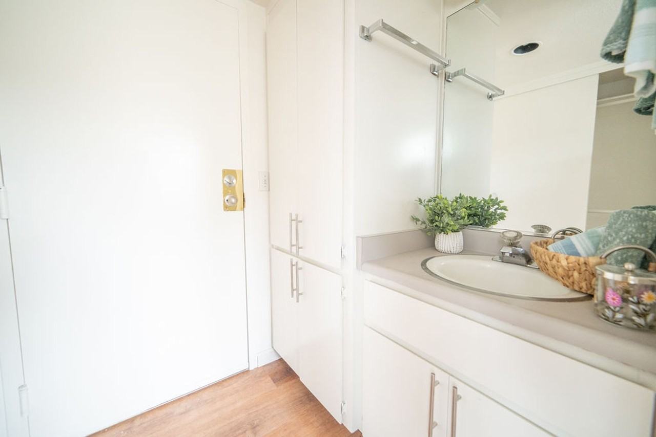 2731 Durant Ave - Photo 6 of 38