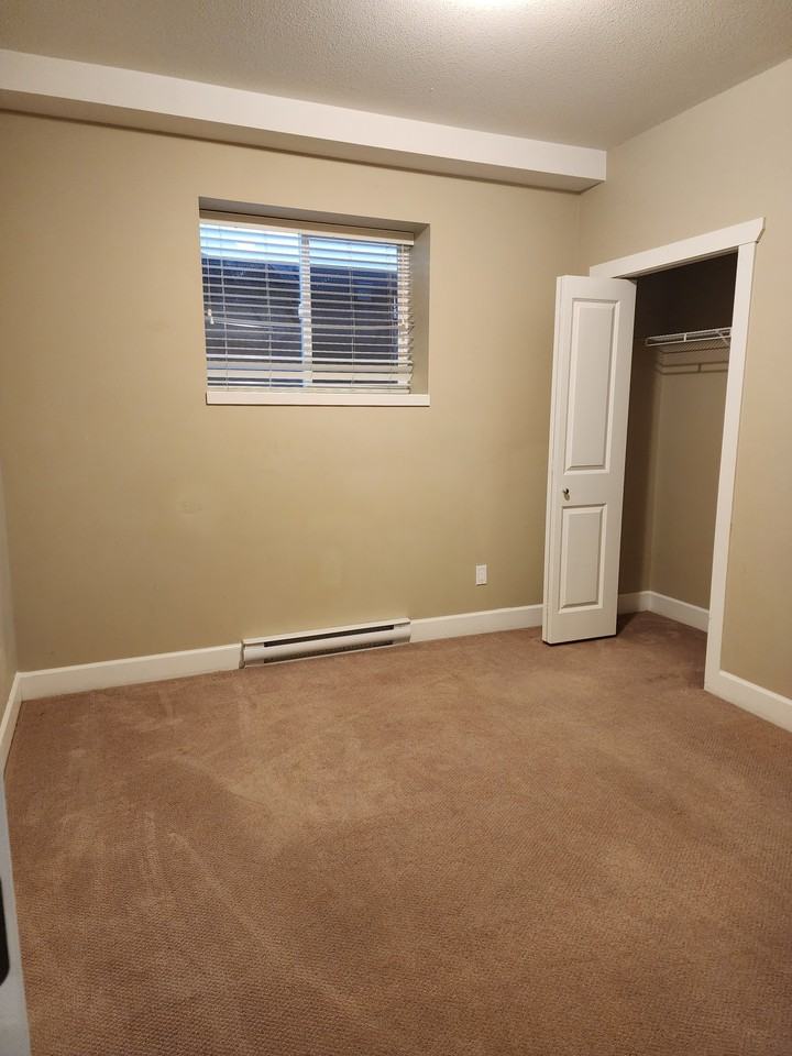 21072 78B Avenue - Photo 5 of 6