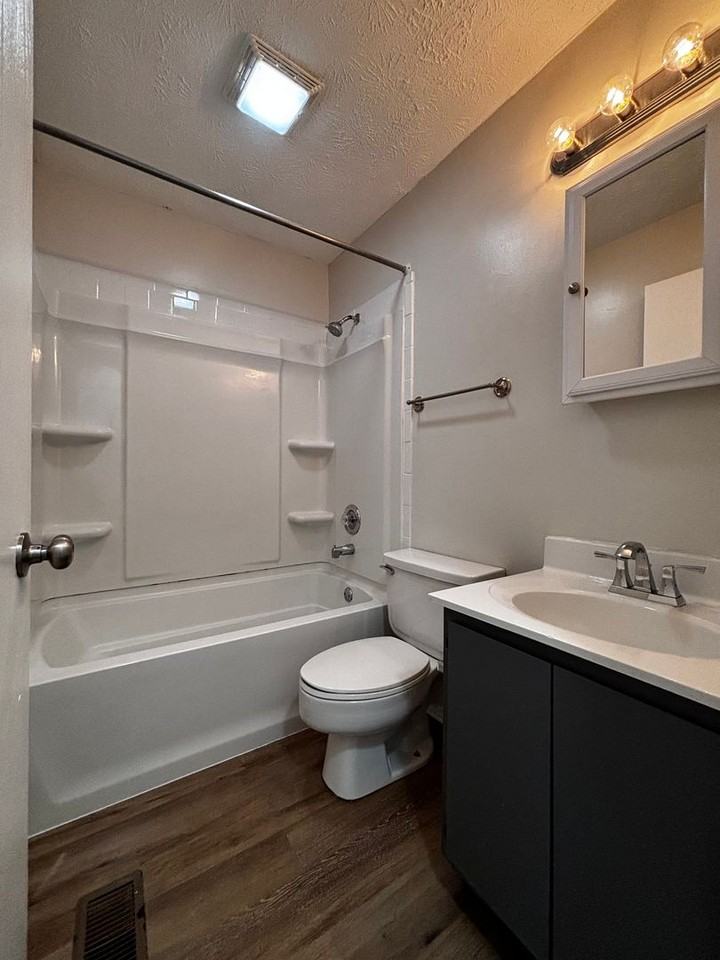 3534 Spanish Villa Dr - Photo 5 of 12
