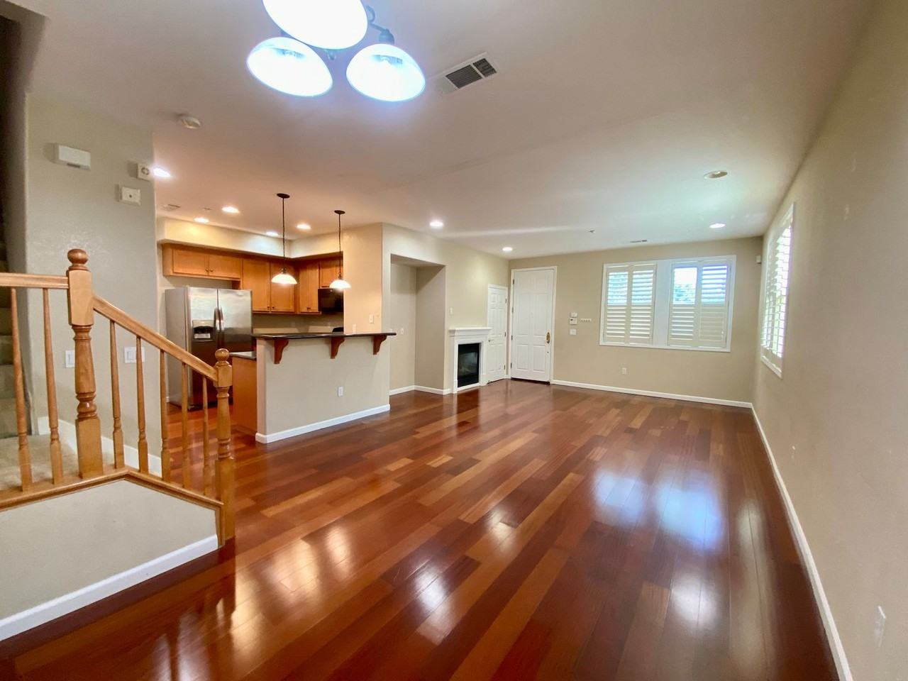 3385 Monaghan St - Photo 4 of 34