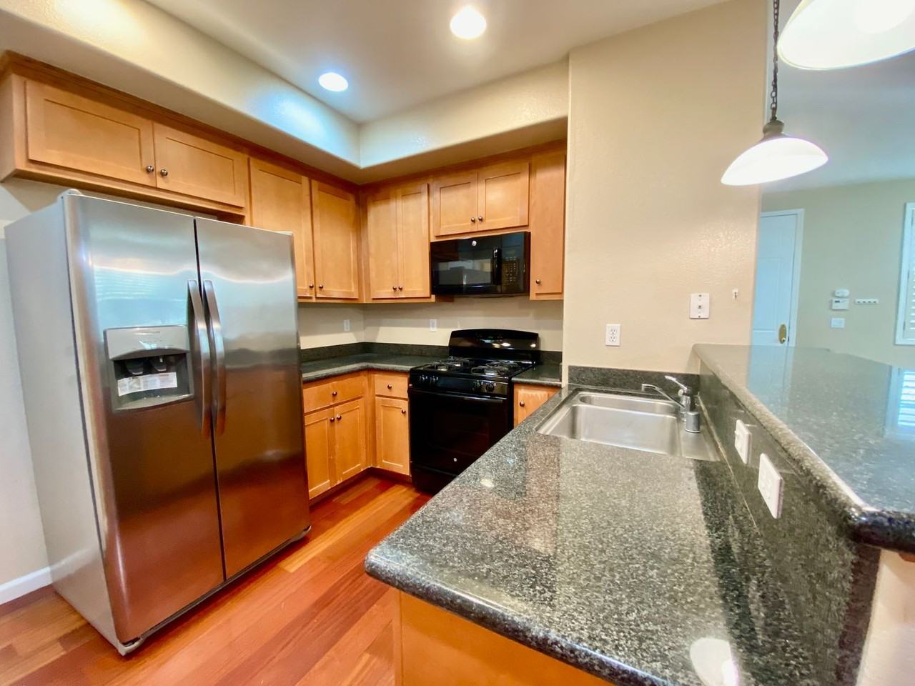 3385 Monaghan St - Photo 6 of 34