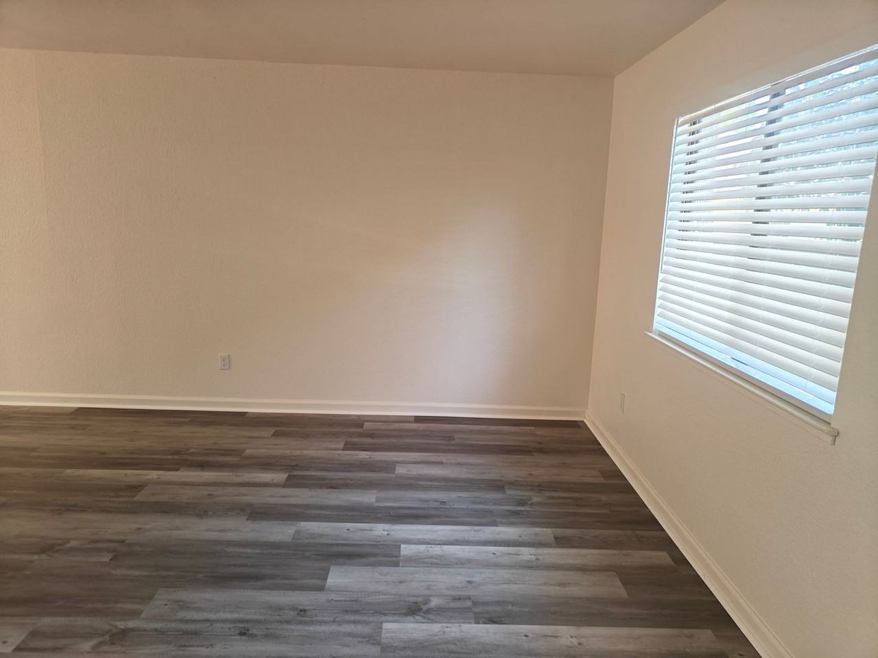 Hidden Oak Apartments - Photo 3 of 14