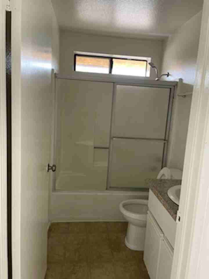 061 - Orange Grove Apartments - Photo 5 of 7