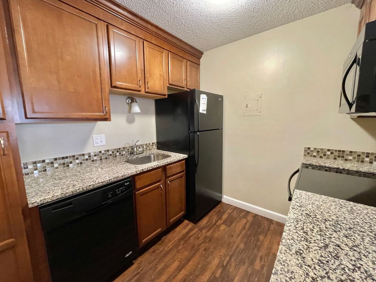 72-02 The Lookout - Photo 7 of 32