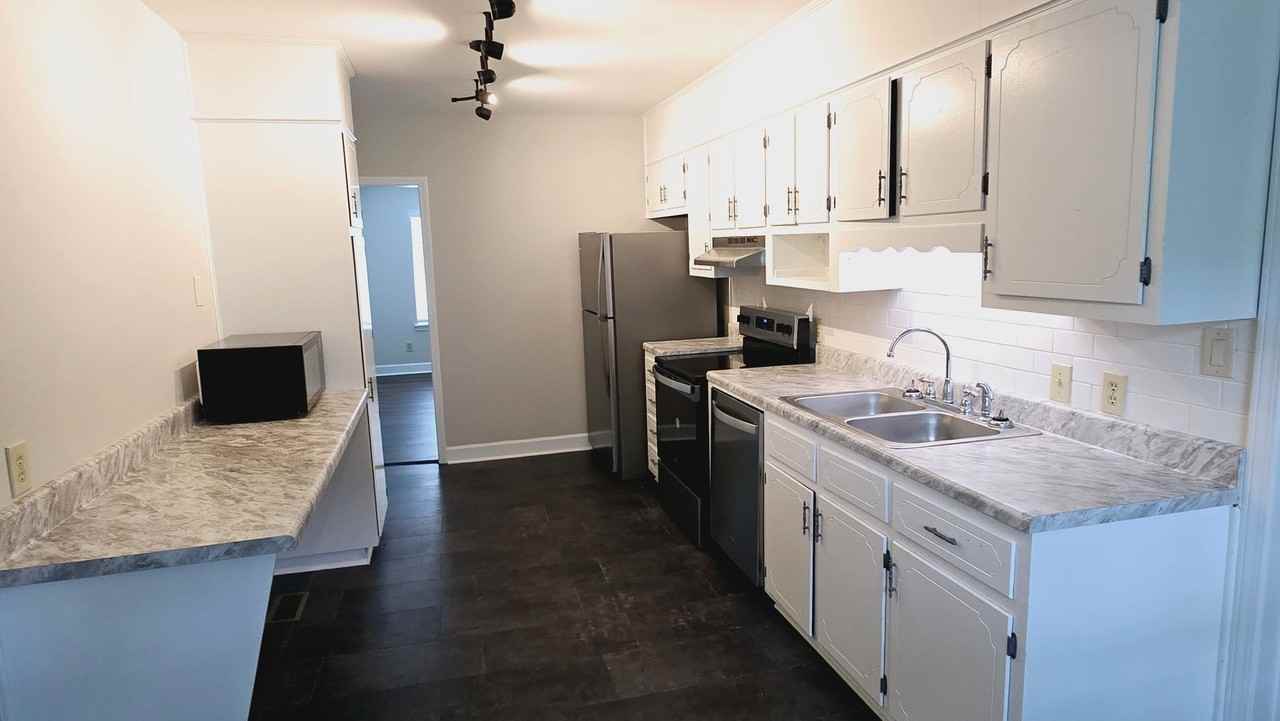 357 Happy Ln - Photo 6 of 27